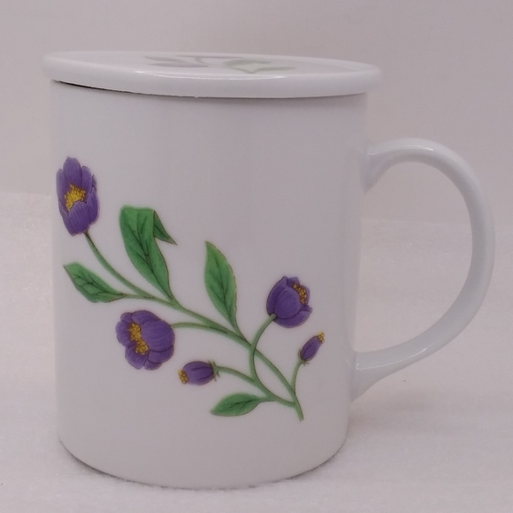 House of Prill Floral MUG with Cover Porcelain Purple Flowers 10 oz Cup - Picture 13 of 13